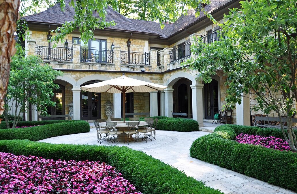From Vision to Reality: Why Design-Build Creates Stunning Outdoor Spaces