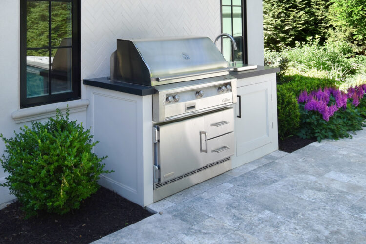 Outdoor Grilling Station